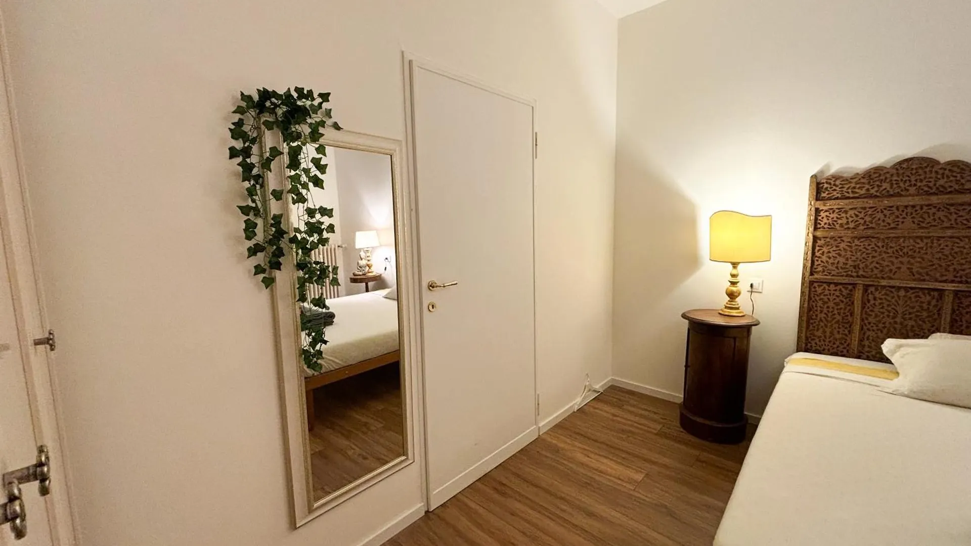Guest house Elegante Camera Zona San Siro Mi Hotel Milan